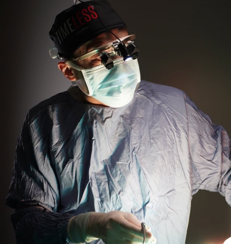 鼻重修推薦張簡仕煌醫師,張簡仕煌醫師,博恩妍